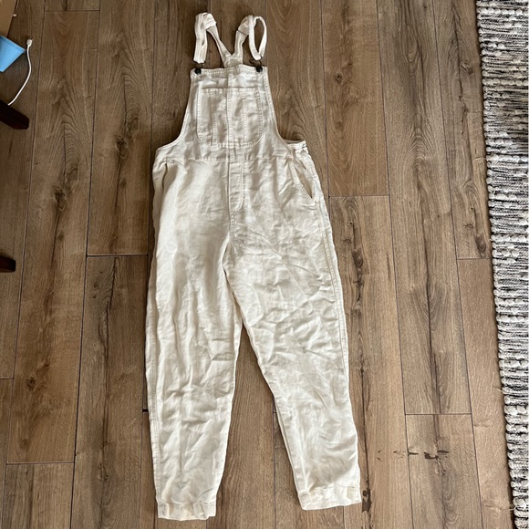 aerie Pants & Jumpsuits Aerie Size Small Overalls Ivory Color